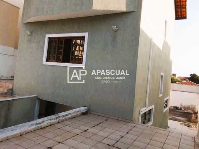 Casa para Venda em São José dos Campos - 4