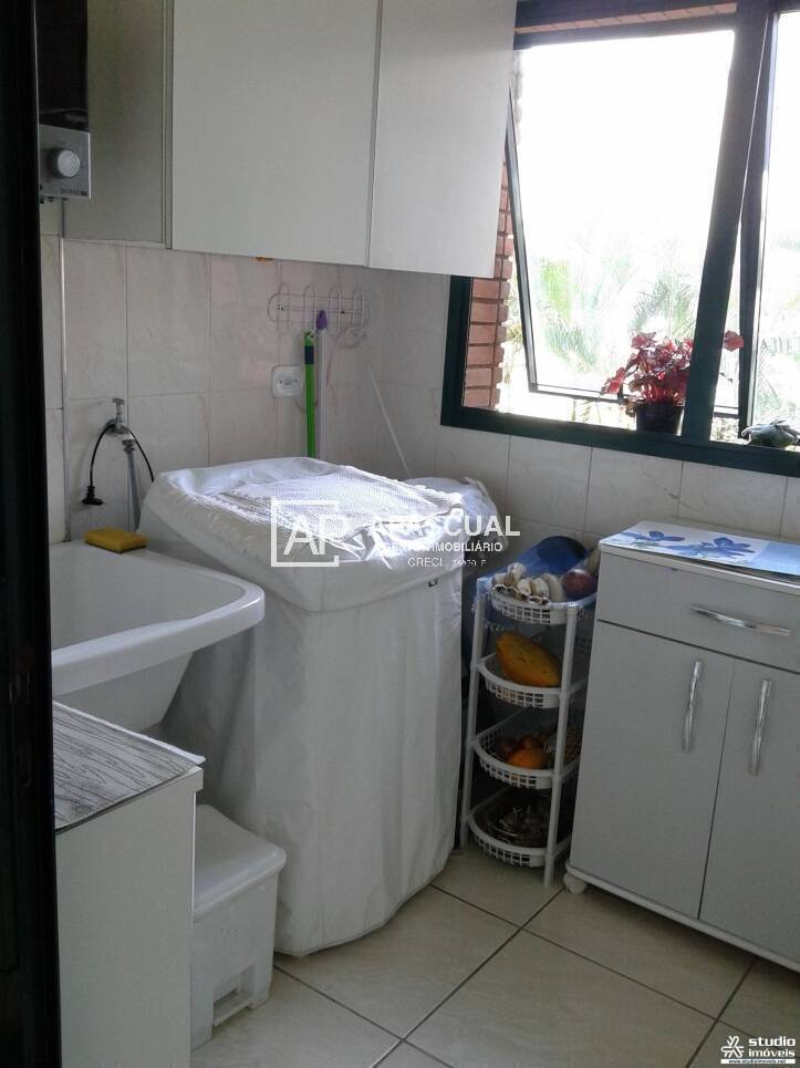 Apartamento à venda com 3 quartos, 120m² - Foto 9