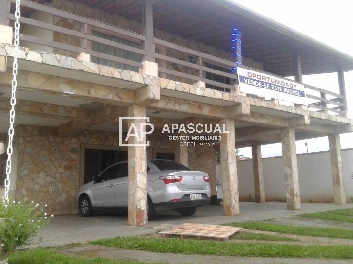 Sobrado à venda com 4 quartos, 400m² - Foto 1