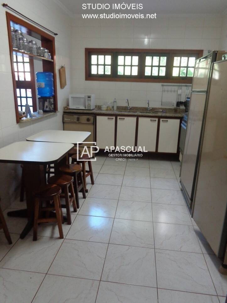 Sobrado à venda com 4 quartos, 300m² - Foto 12