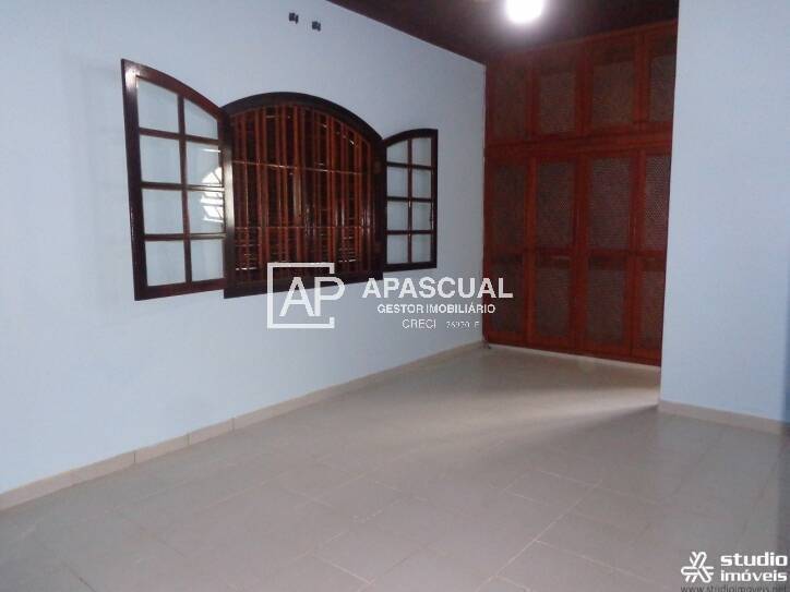 Casa à venda com 4 quartos, 202m² - Foto 11