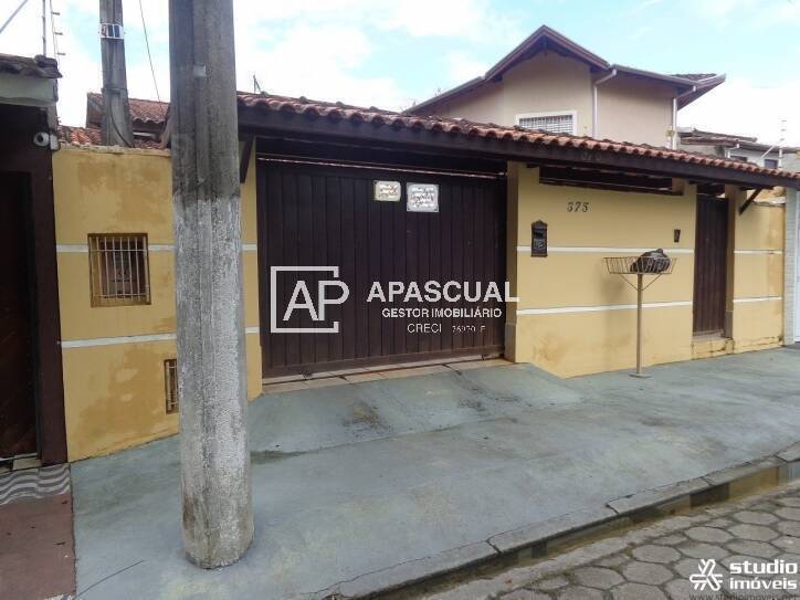 Casa à venda com 3 quartos, 140m² - Foto 1