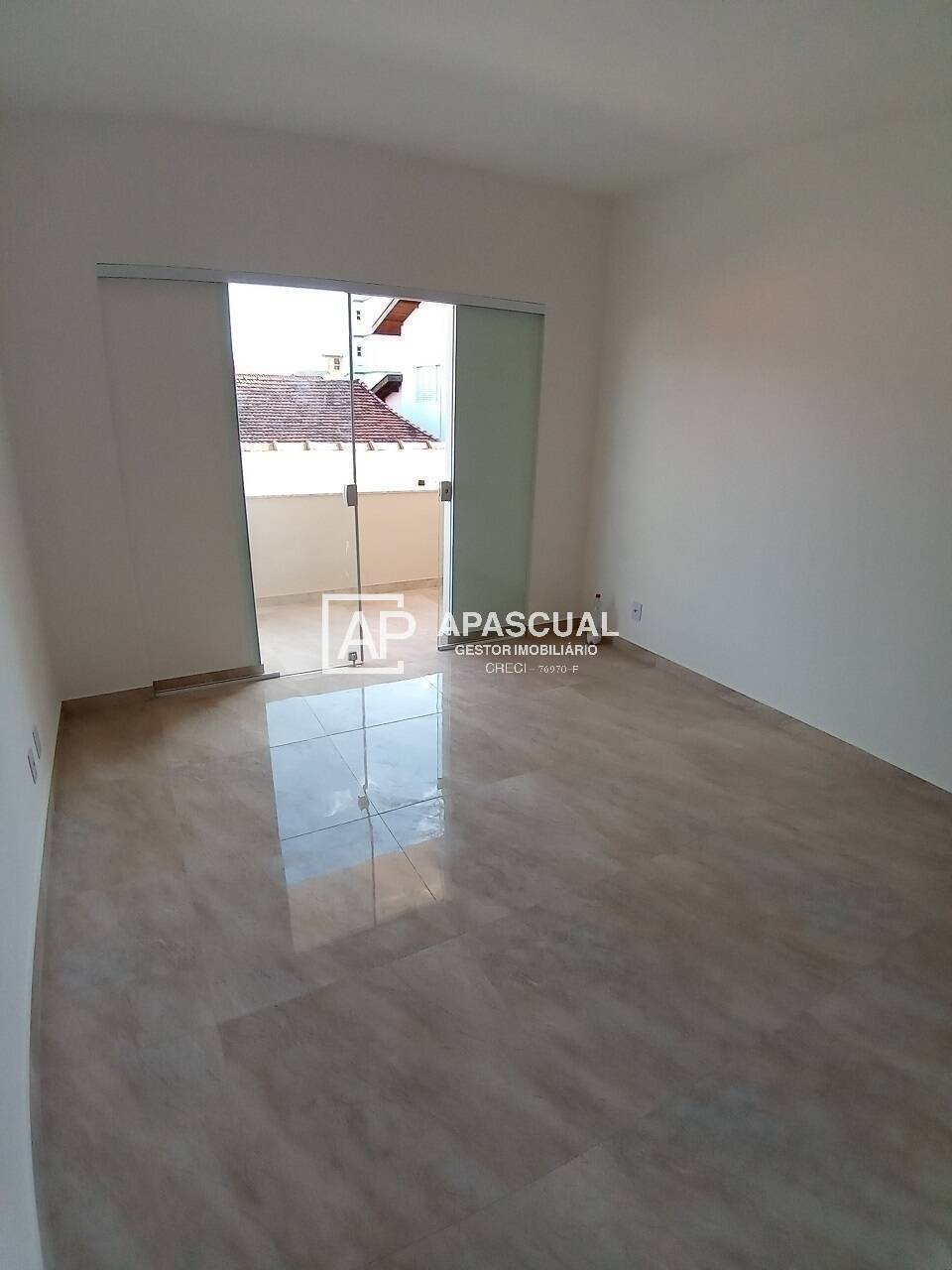 Casa à venda com 4 quartos, 180m² - Foto 9