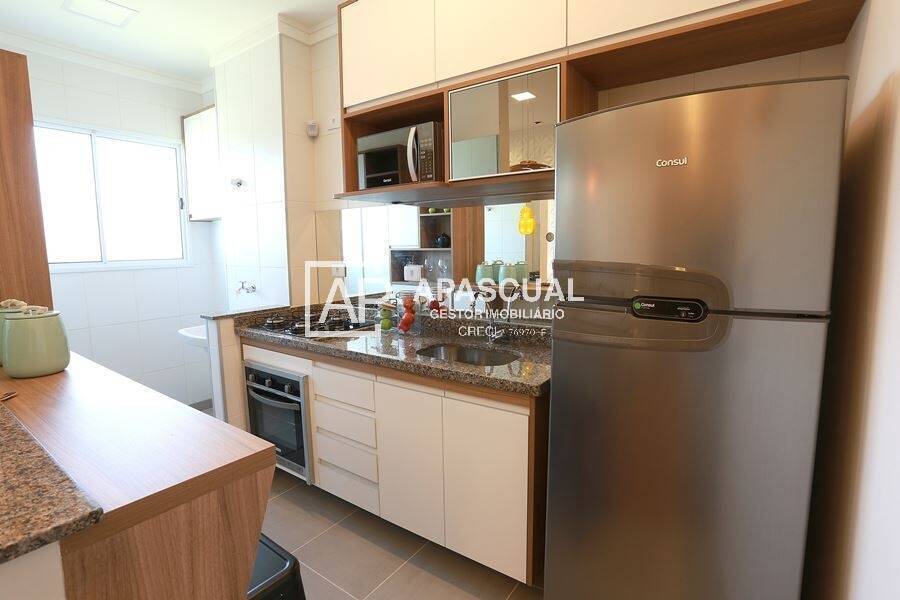 Apartamento à venda com 2 quartos, 48m² - Foto 11