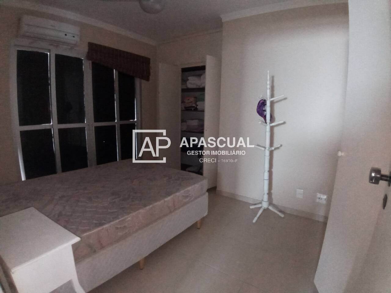 Apartamento à venda com 4 quartos, 140m² - Foto 24