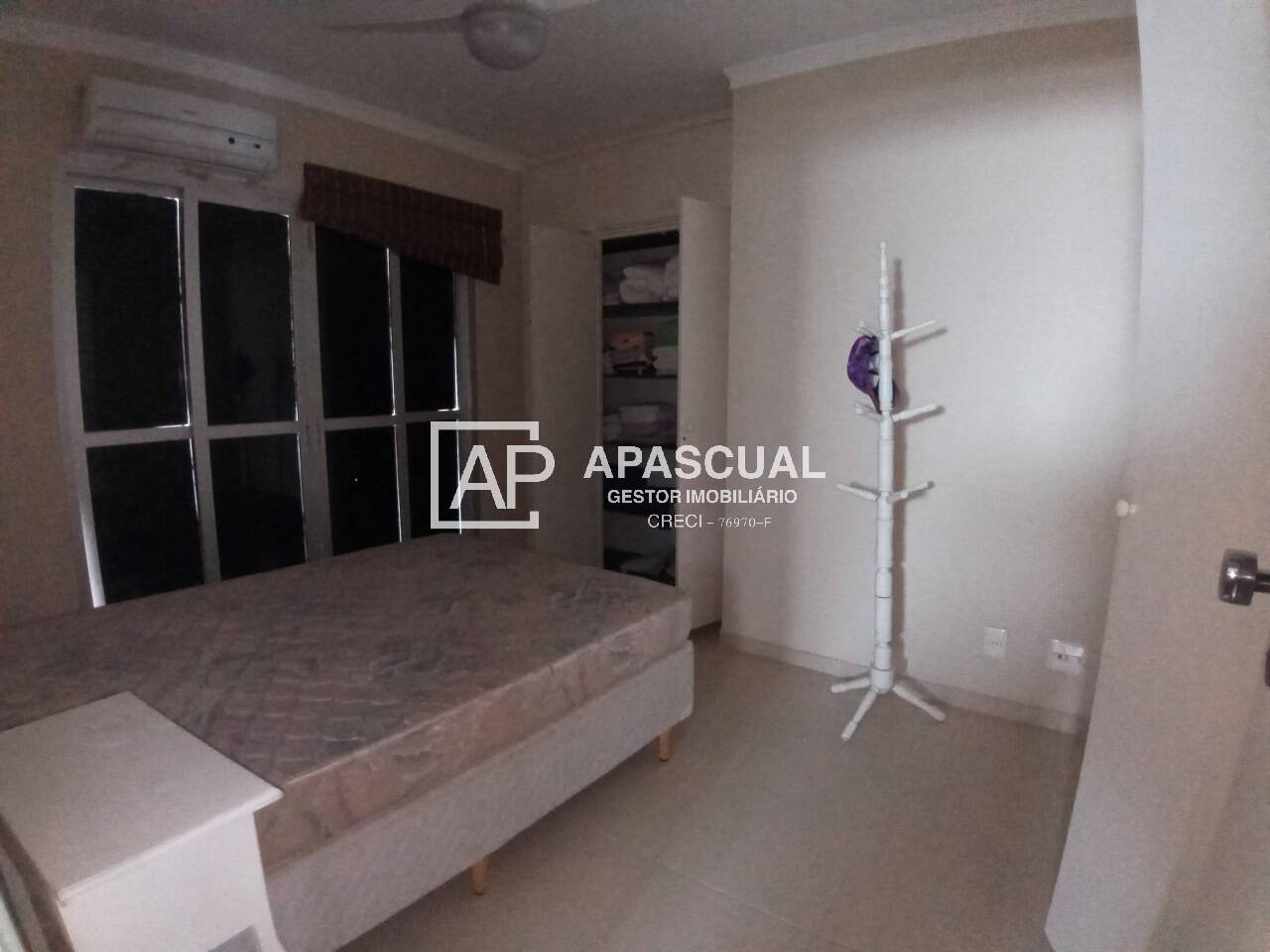 Apartamento à venda com 4 quartos, 140m² - Foto 25