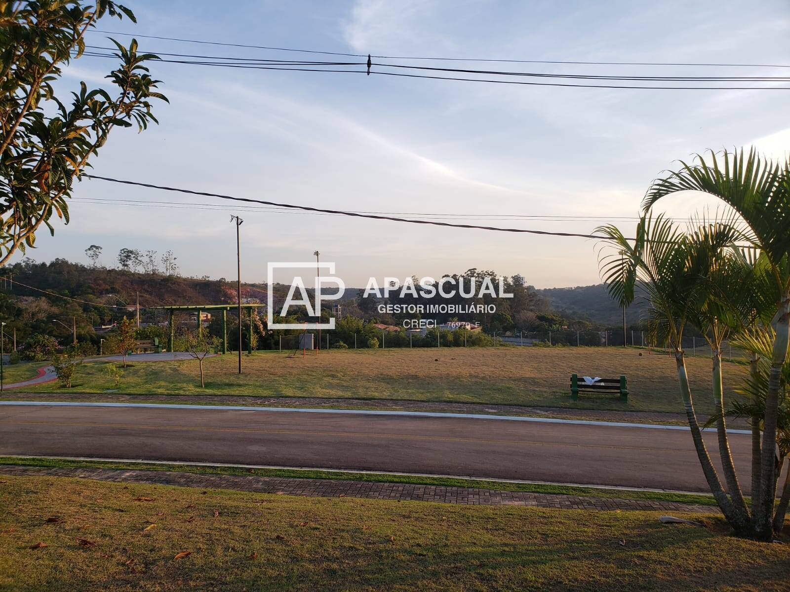 Terreno à venda, 1530m² - Foto 11