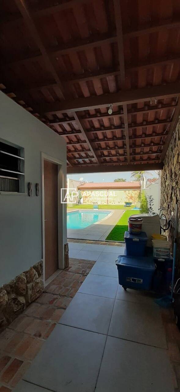 Casa à venda com 3 quartos, 260m² - Foto 24