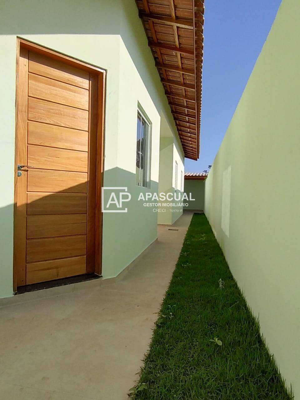 Casa à venda com 3 quartos, 90m² - Foto 5