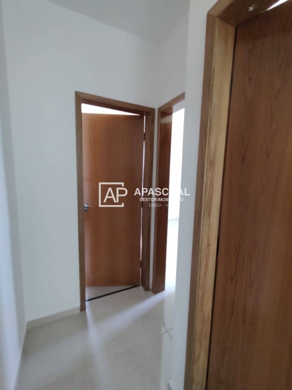 Casa à venda com 3 quartos, 90m² - Foto 10