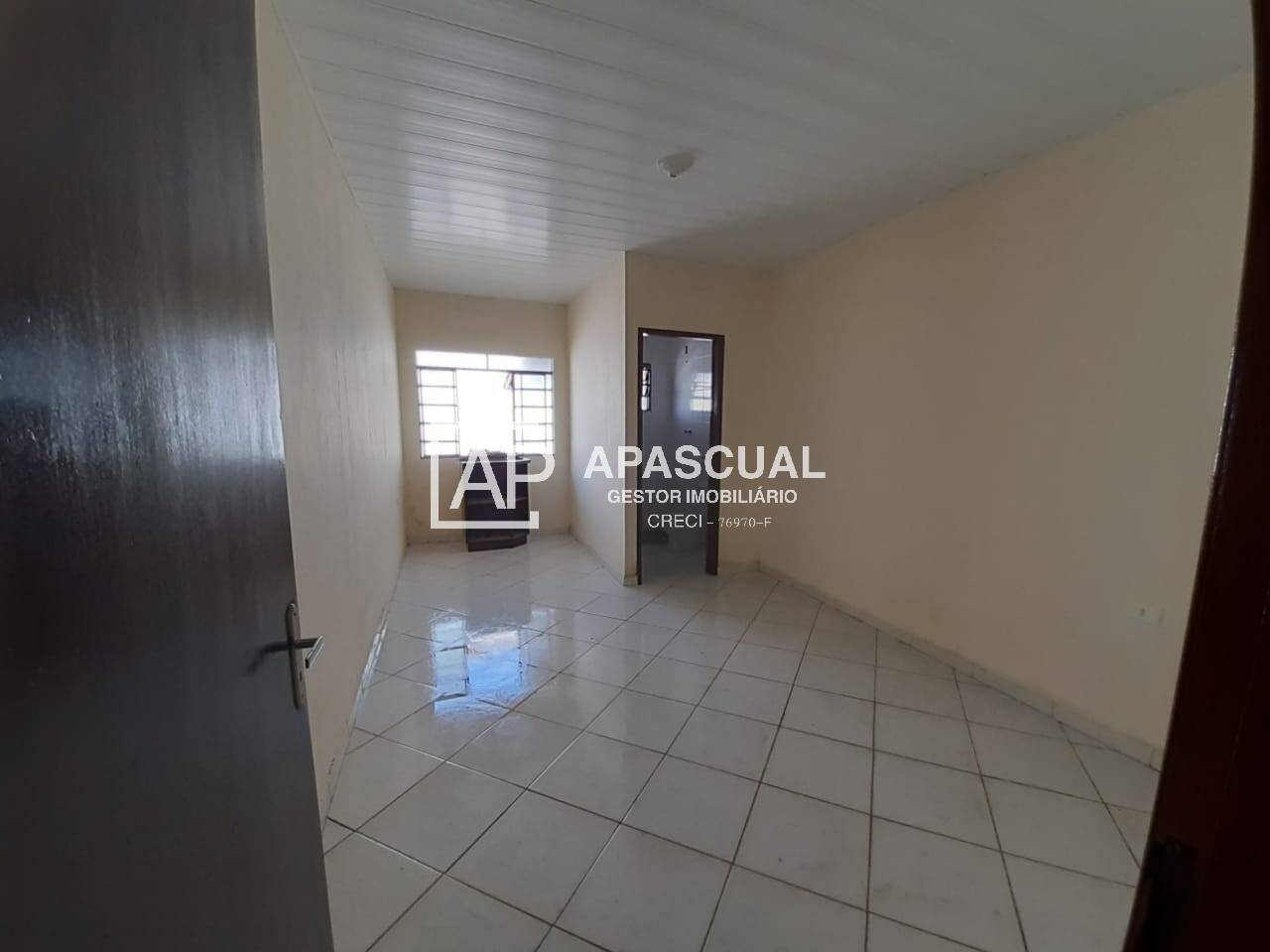 Casa à venda com 4 quartos, 105m² - Foto 11