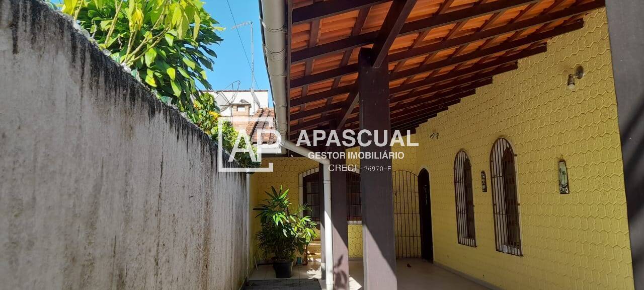 Casa à venda com 2 quartos, 230m² - Foto 7