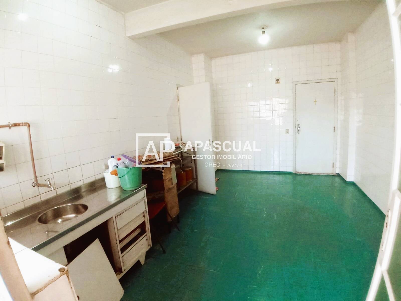 Apartamento à venda com 2 quartos, 100m² - Foto 7