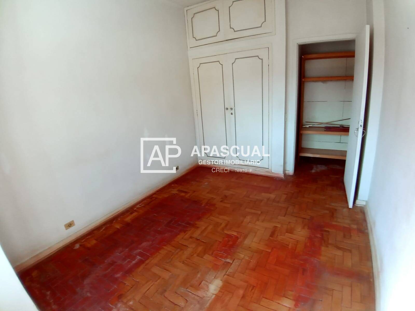 Apartamento à venda com 2 quartos, 100m² - Foto 10