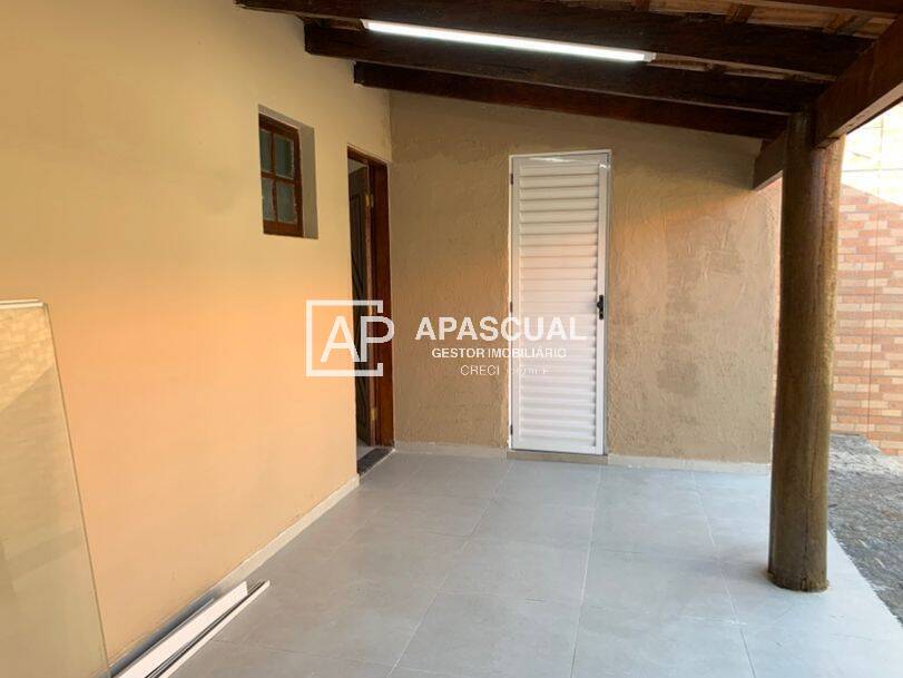 Casa à venda com 3 quartos, 180m² - Foto 17