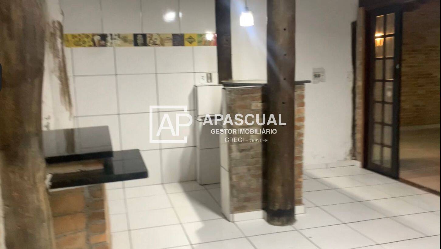 Casa à venda com 3 quartos, 180m² - Foto 13