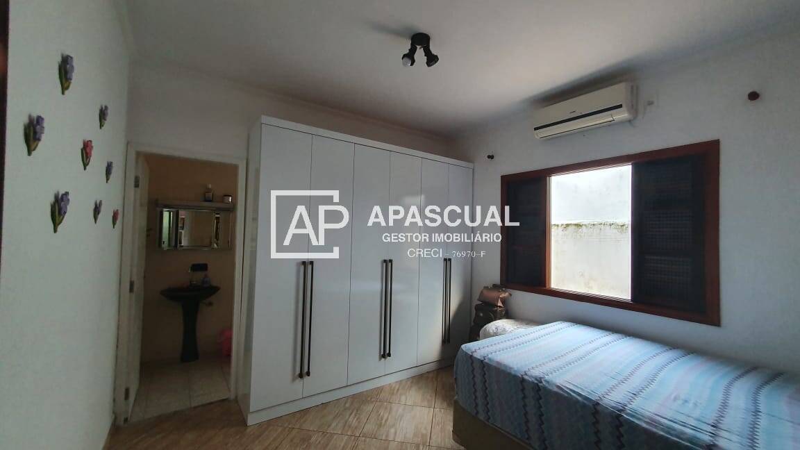 Casa à venda com 4 quartos, 138m² - Foto 18