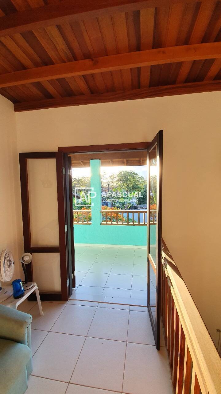 Casa à venda e aluguel com 3 quartos, 240m² - Foto 13