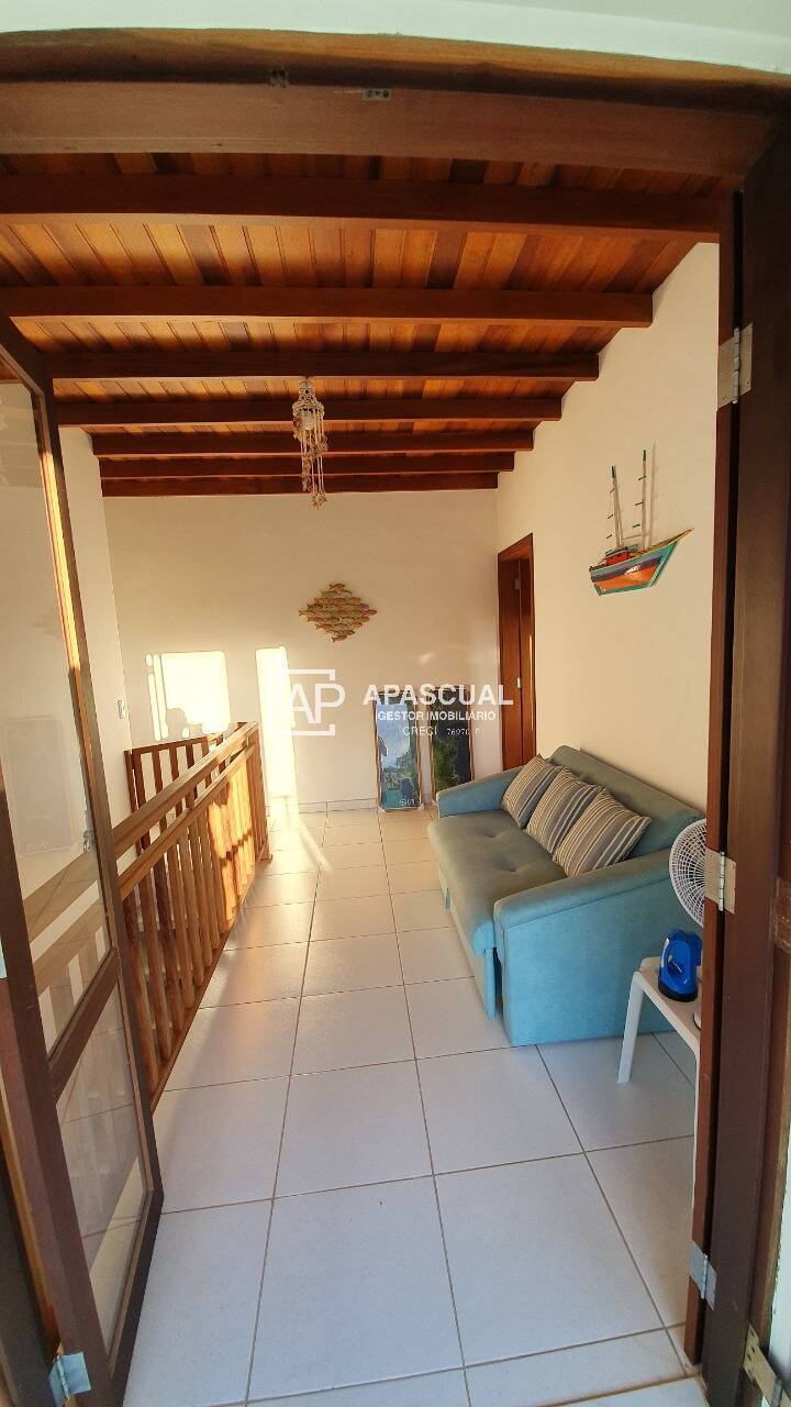 Casa à venda e aluguel com 3 quartos, 240m² - Foto 11