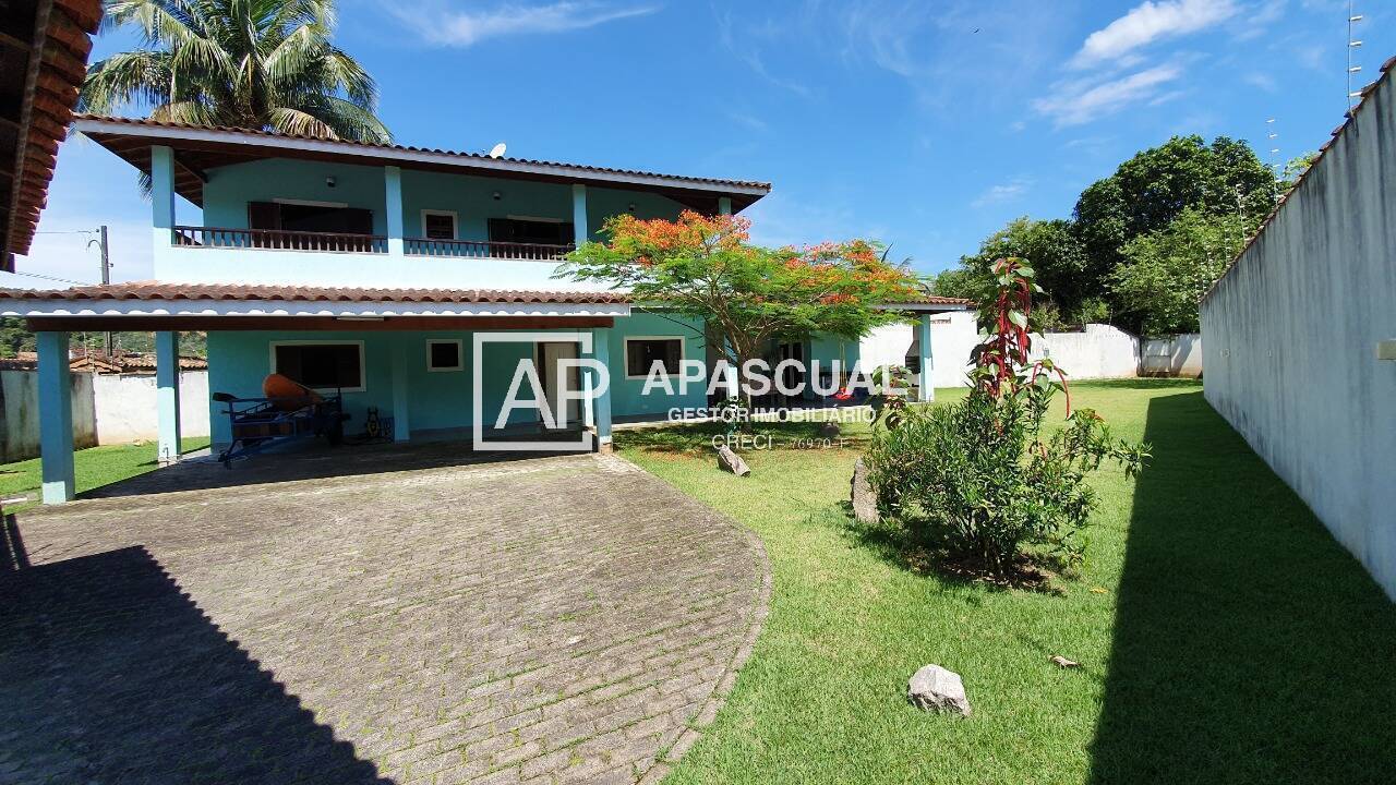 Casa à venda e aluguel com 3 quartos, 240m² - Foto 4