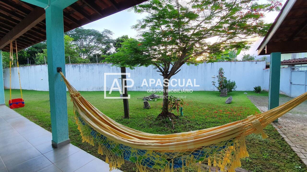 Casa à venda e aluguel com 3 quartos, 240m² - Foto 5