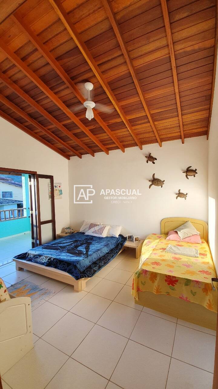 Casa à venda e aluguel com 3 quartos, 240m² - Foto 17