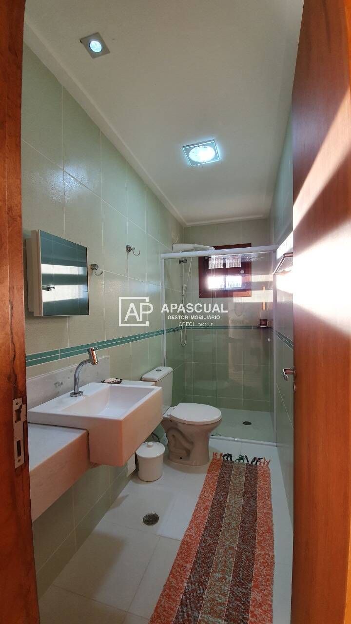 Casa à venda e aluguel com 3 quartos, 240m² - Foto 20