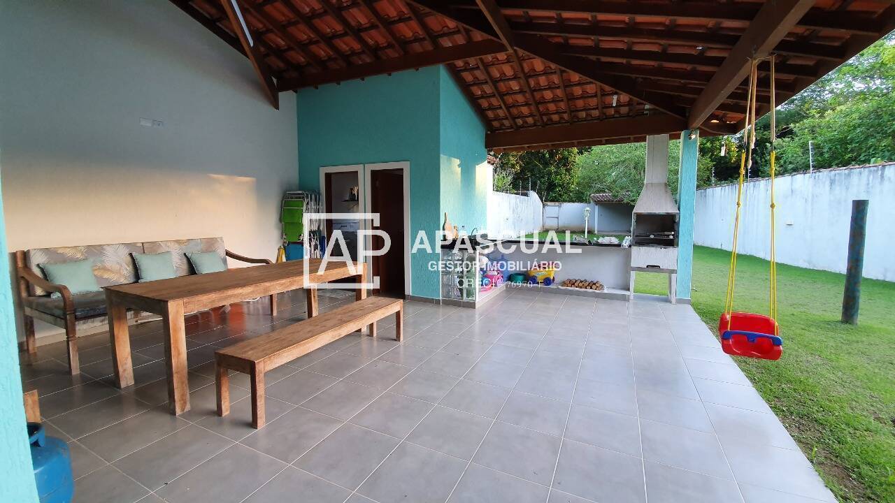 Casa à venda e aluguel com 3 quartos, 240m² - Foto 6