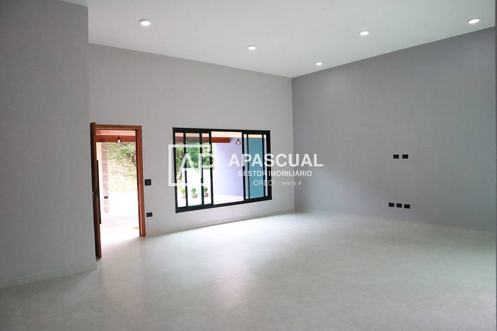 Casa à venda com 3 quartos, 180m² - Foto 5