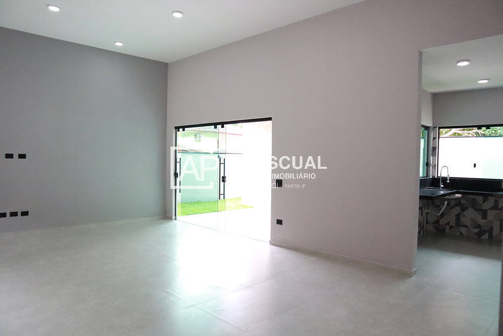 Casa à venda com 3 quartos, 180m² - Foto 6