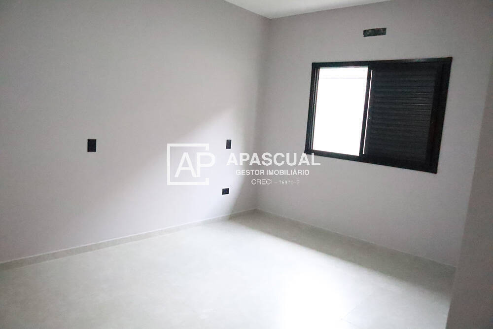 Casa à venda com 3 quartos, 180m² - Foto 18