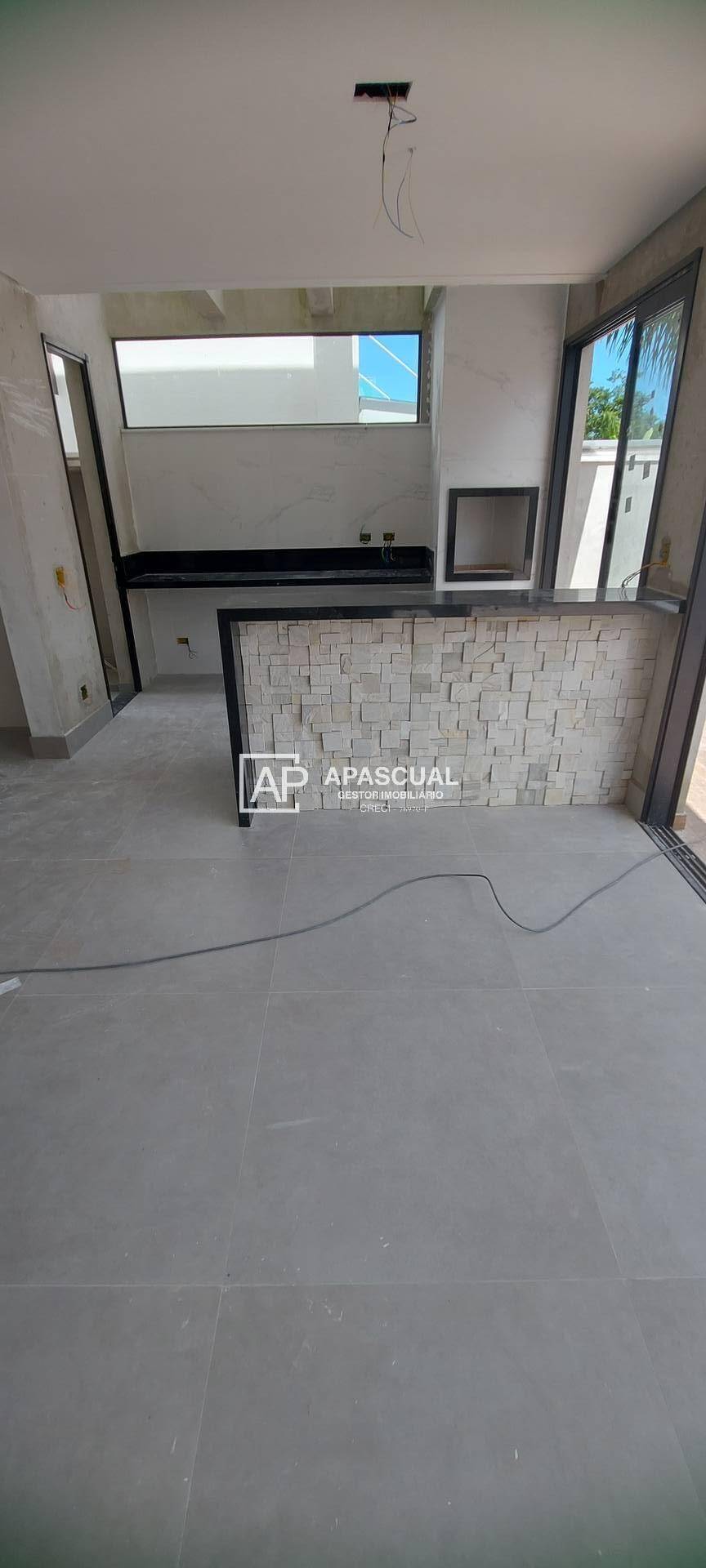 Casa de Condomínio à venda com 4 quartos, 290m² - Foto 18