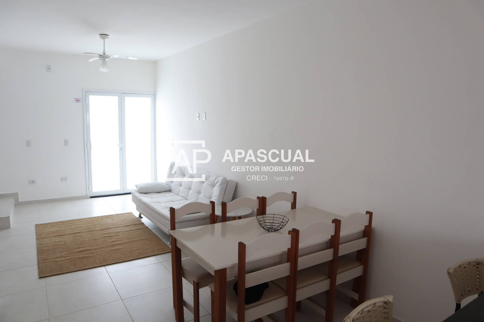 Casa à venda com 2 quartos, 90m² - Foto 14