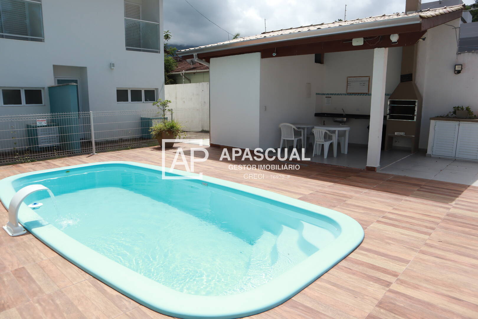 Casa à venda com 2 quartos, 90m² - Foto 23