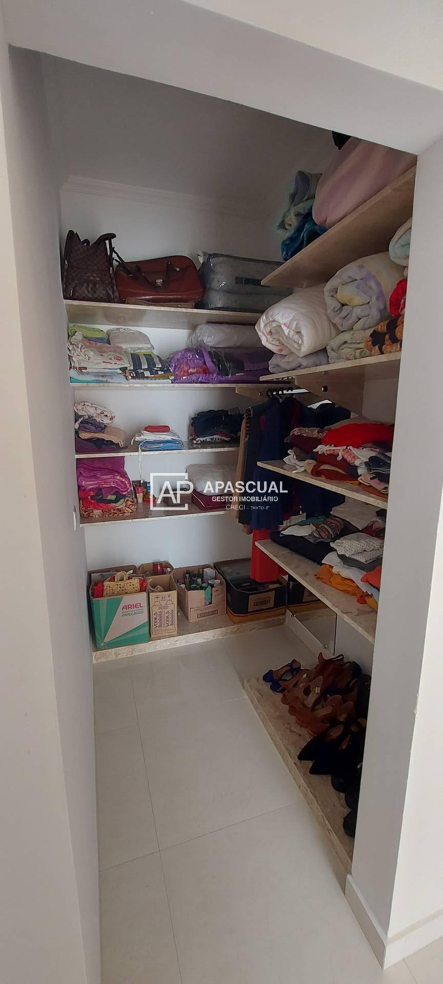 Casa de Condomínio à venda com 3 quartos, 190m² - Foto 24