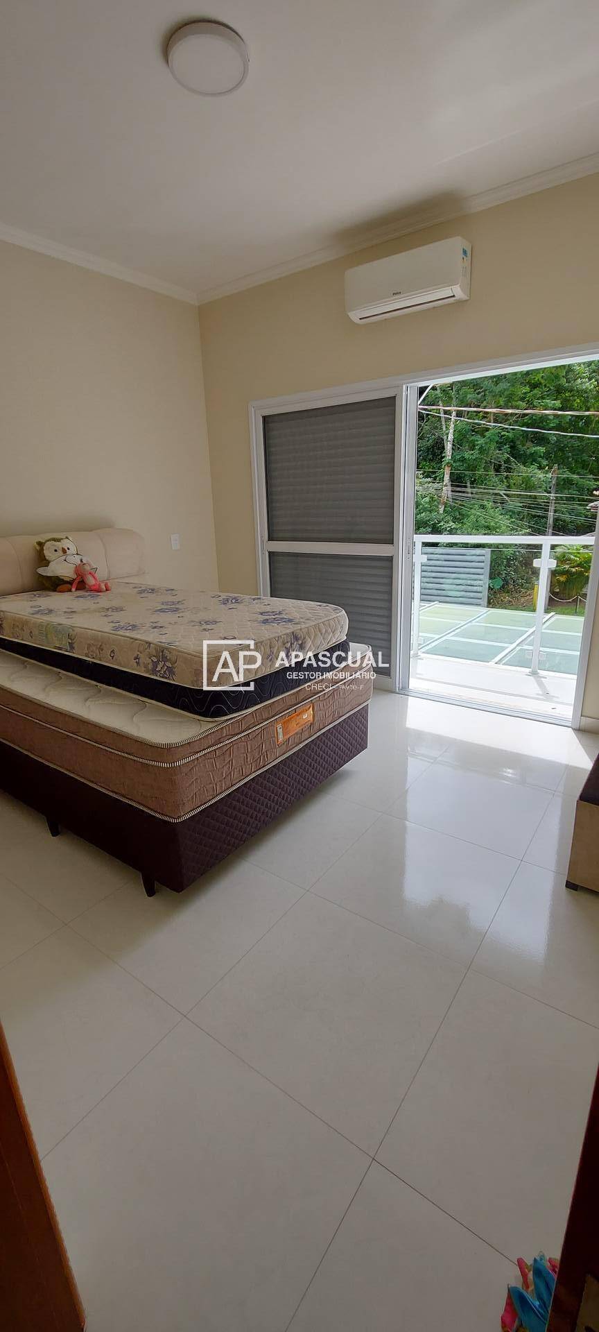 Casa de Condomínio à venda com 3 quartos, 190m² - Foto 33