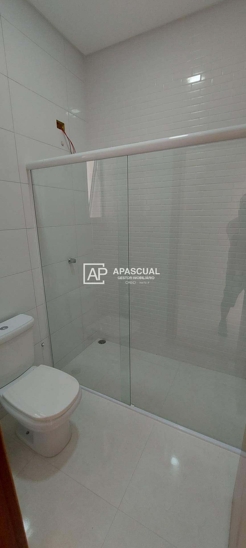 Casa de Condomínio à venda com 3 quartos, 190m² - Foto 4