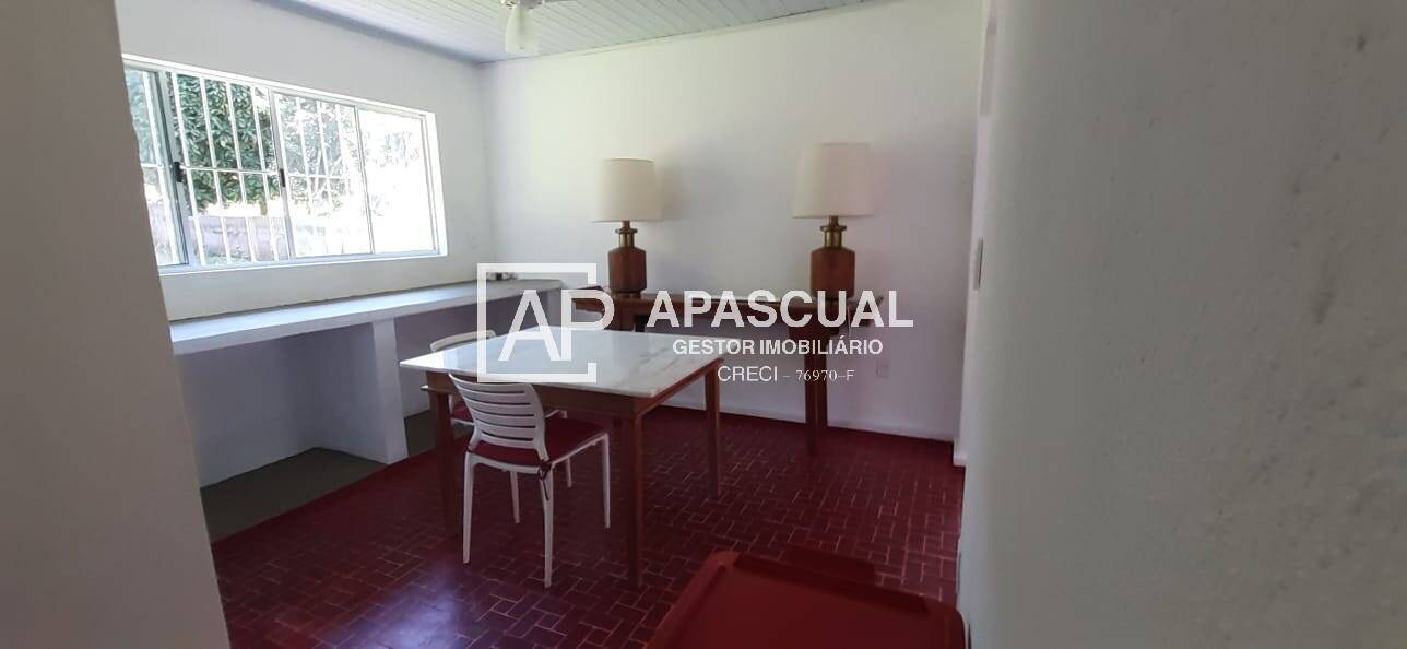 Casa à venda com 2 quartos, 150m² - Foto 14