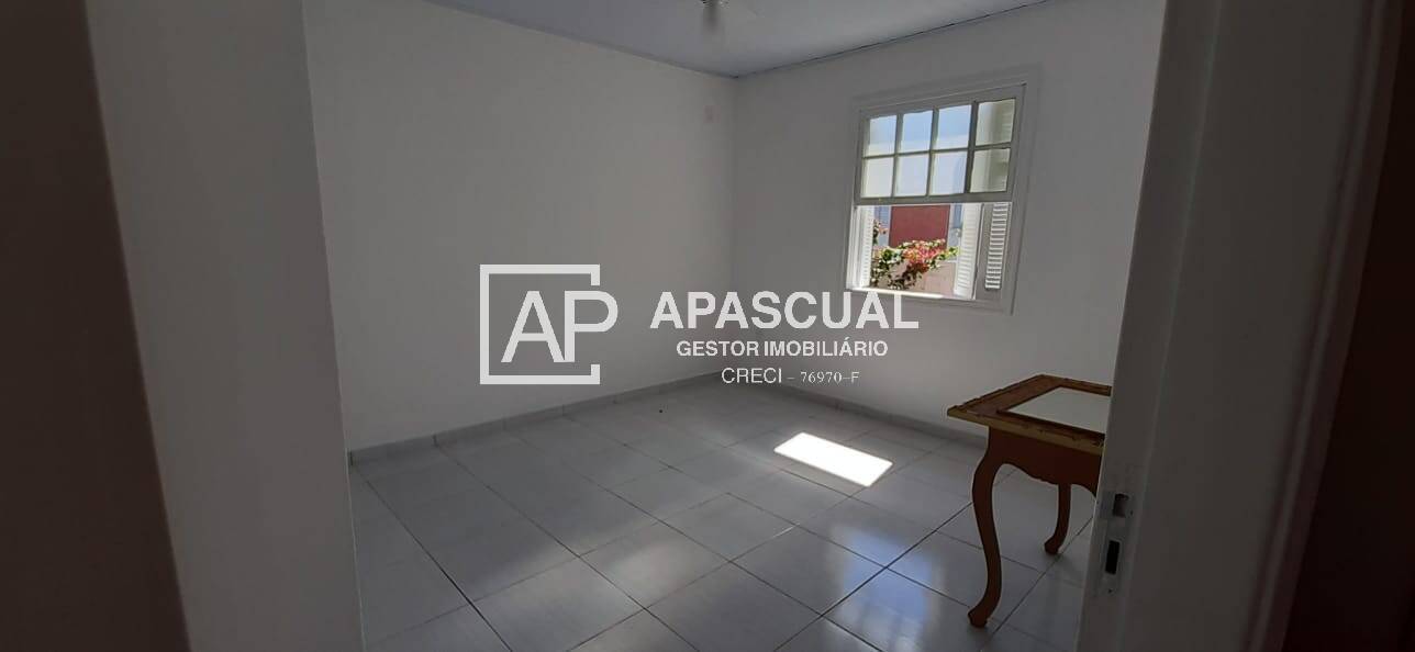 Casa à venda com 2 quartos, 150m² - Foto 16