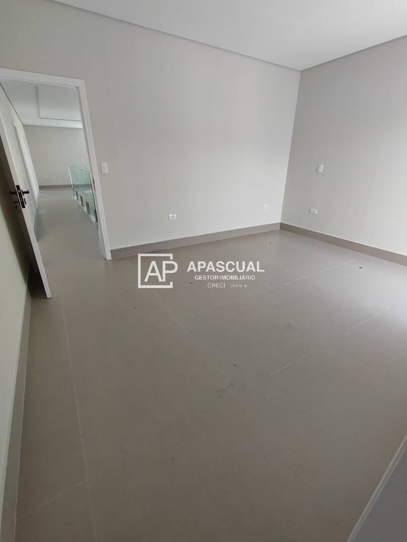 Casa de Condomínio à venda com 5 quartos, 330m² - Foto 6