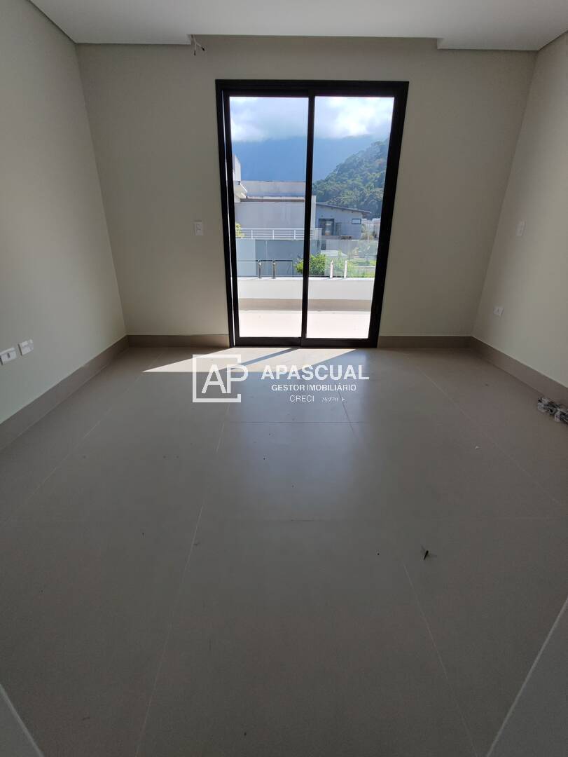 Casa de Condomínio à venda com 5 quartos, 330m² - Foto 28