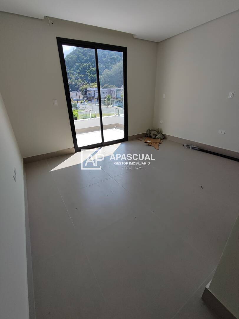 Casa de Condomínio à venda com 5 quartos, 330m² - Foto 26