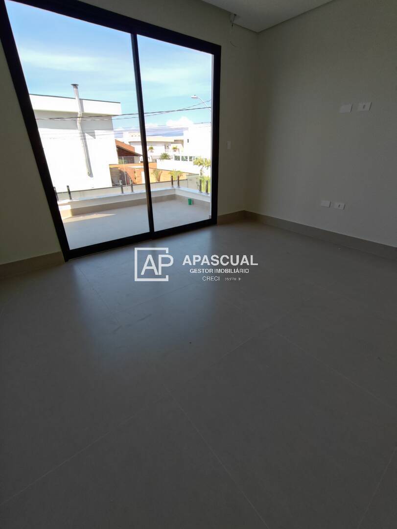 Casa de Condomínio à venda com 5 quartos, 330m² - Foto 19