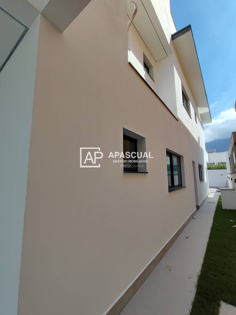 Casa de Condomínio à venda com 5 quartos, 330m² - Foto 39