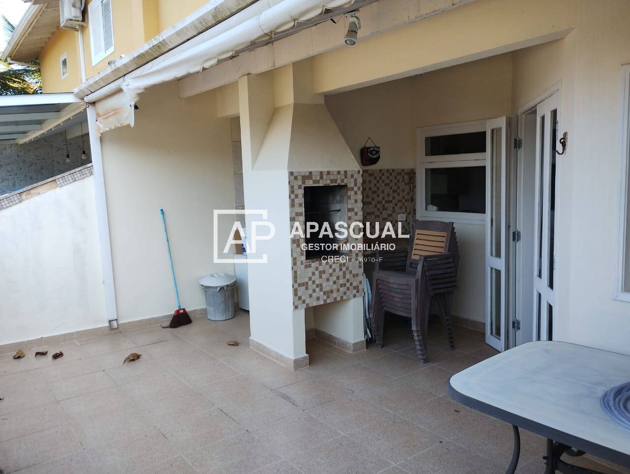 Casa à venda com 3 quartos, 108m² - Foto 30