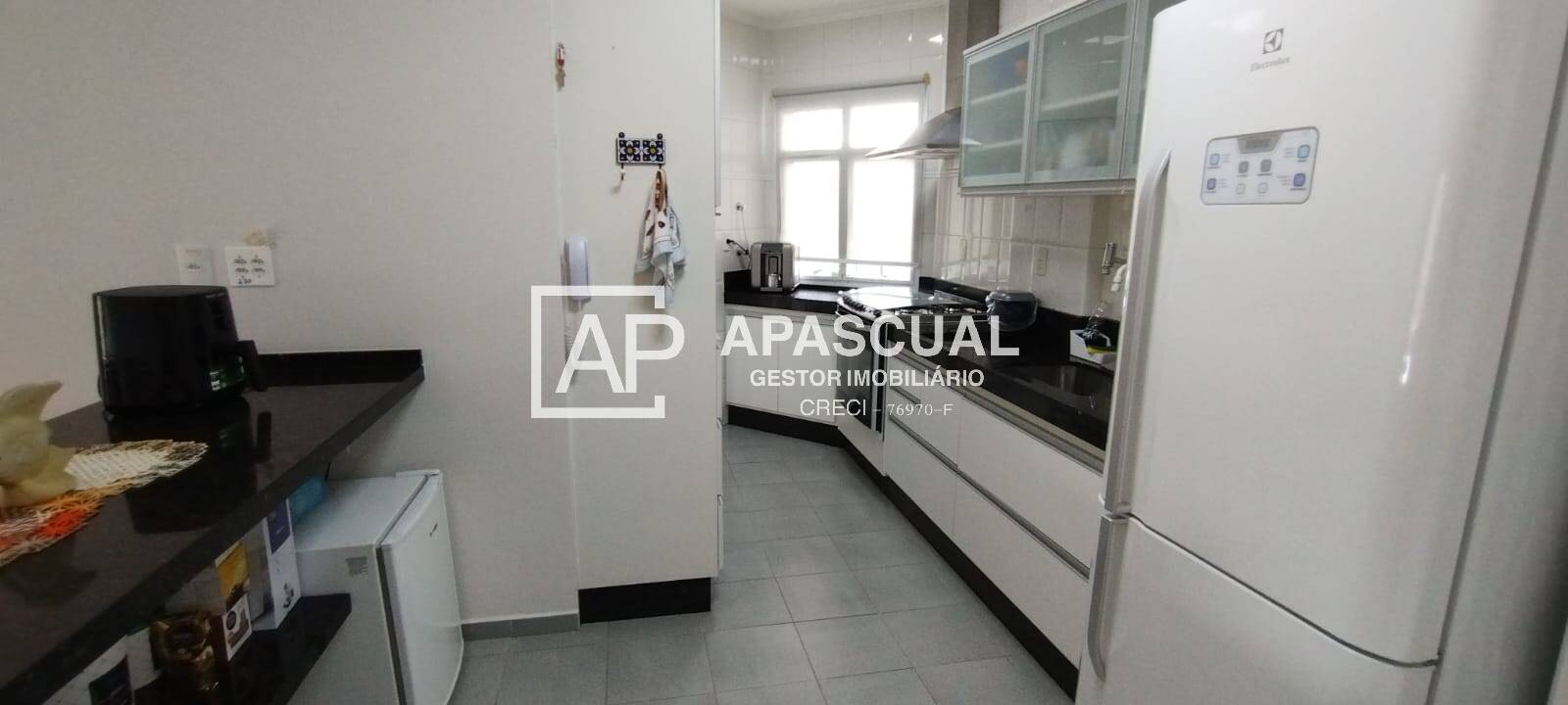 Apartamento à venda com 3 quartos, 90m² - Foto 7