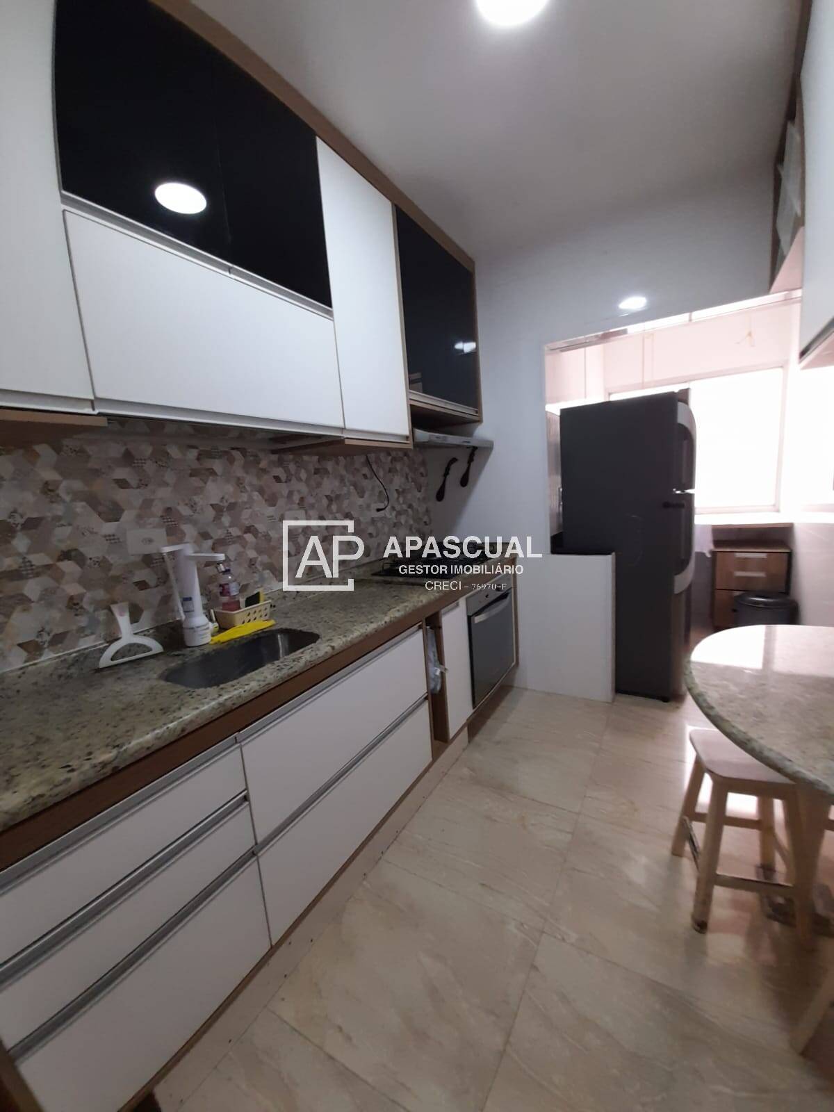 Apartamento à venda com 3 quartos, 120m² - Foto 20