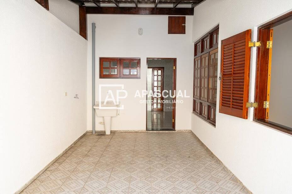 Casa à venda com 4 quartos, 249m² - Foto 8