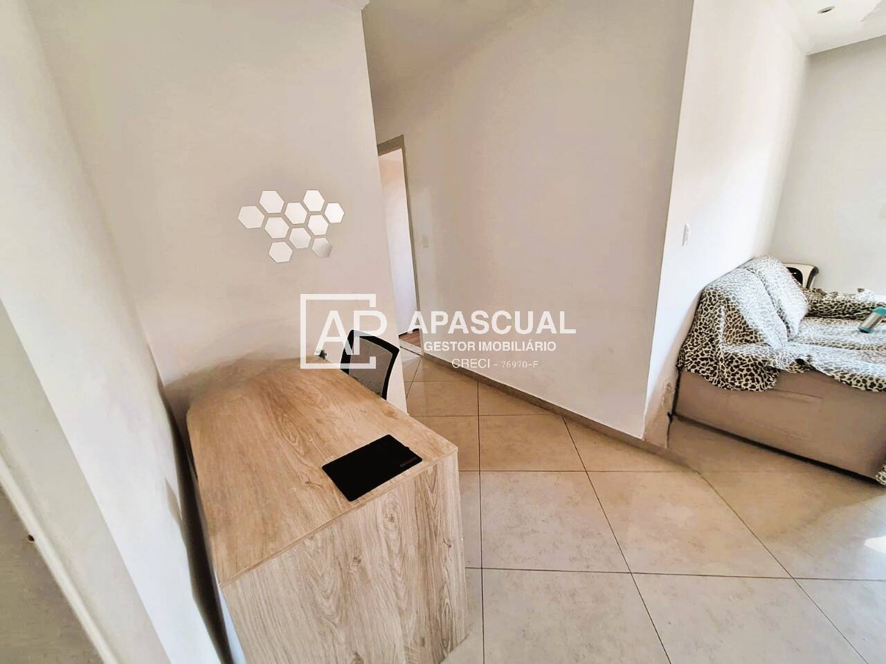 Apartamento à venda com 2 quartos, 66m² - Foto 4