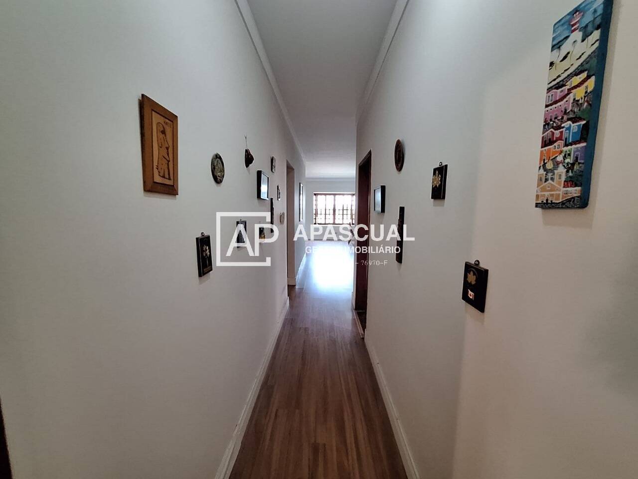 Casa à venda com 4 quartos, 235m² - Foto 30